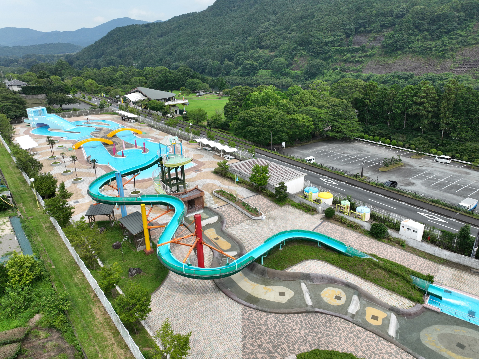 遊水プール鏡